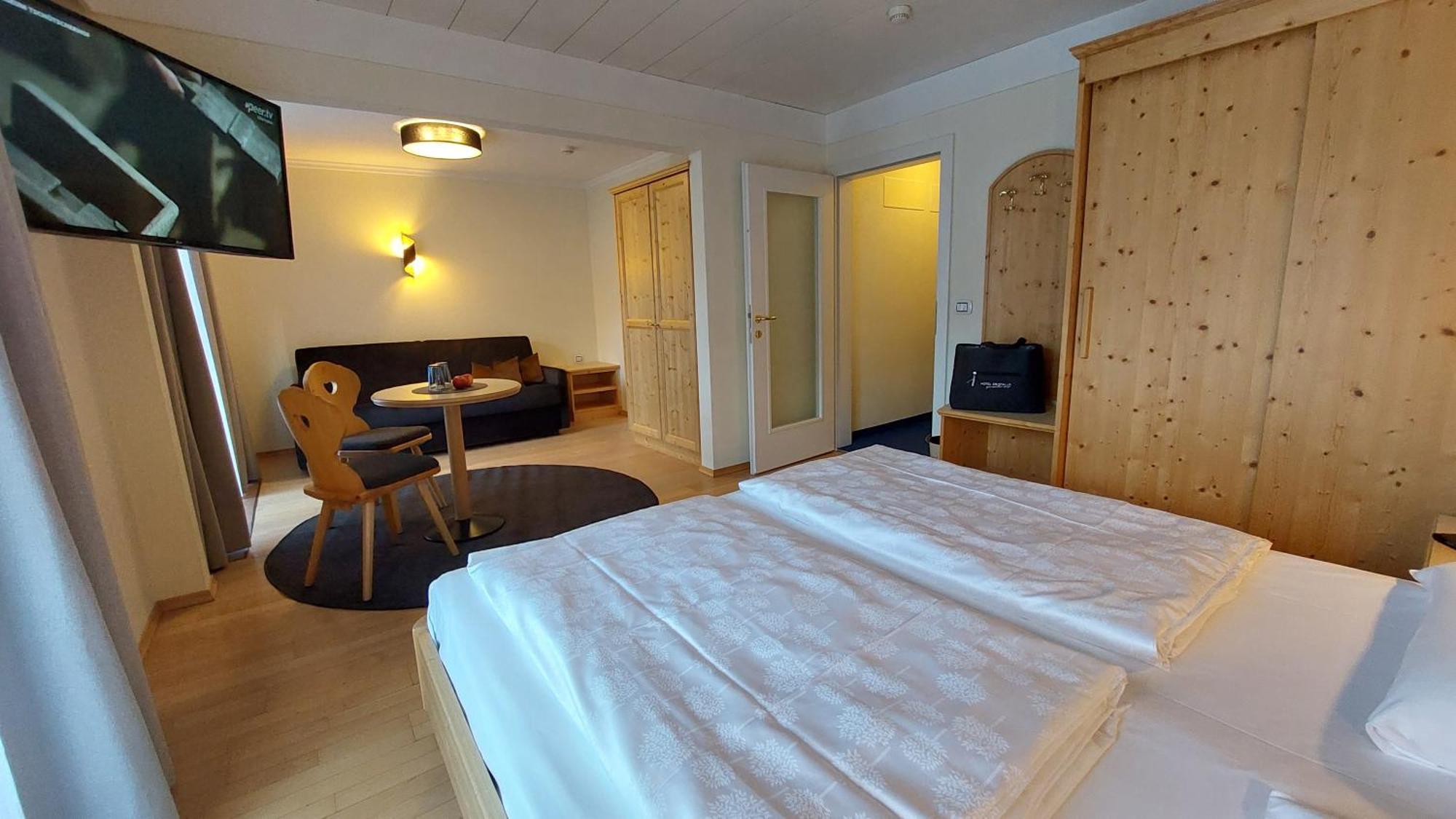 Hotel Cristallo Santa Cristina Val Gardena Экстерьер фото