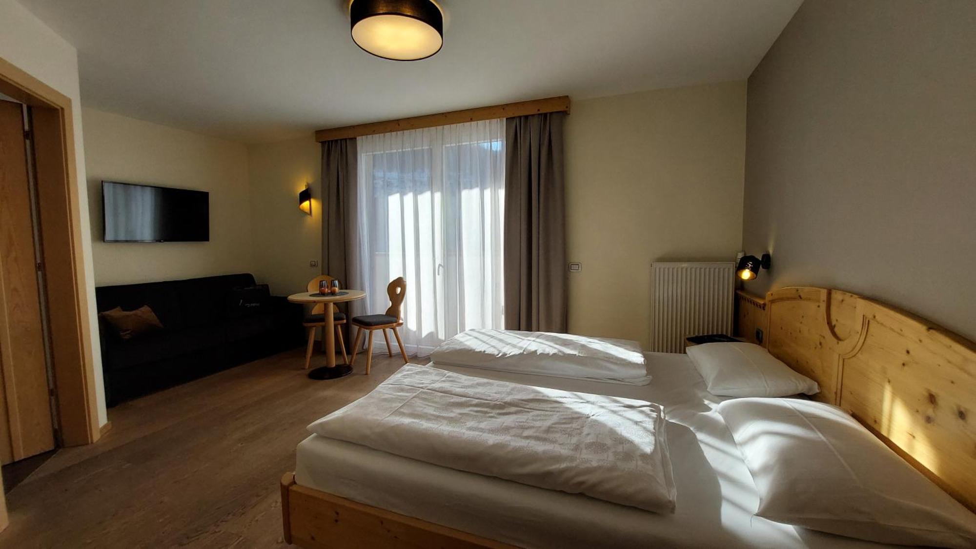 Hotel Cristallo Santa Cristina Val Gardena Экстерьер фото