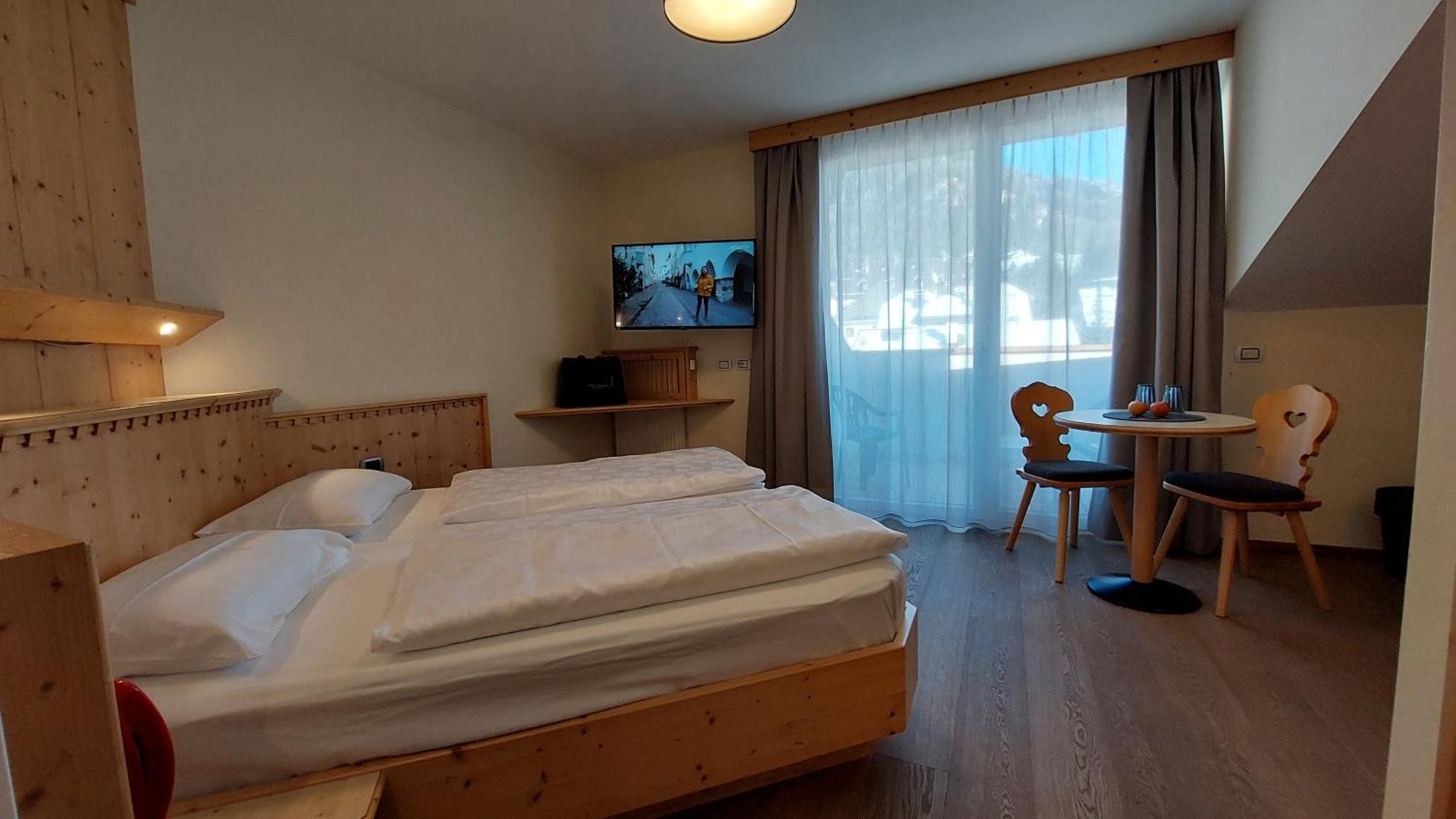 Hotel Cristallo Santa Cristina Val Gardena Экстерьер фото