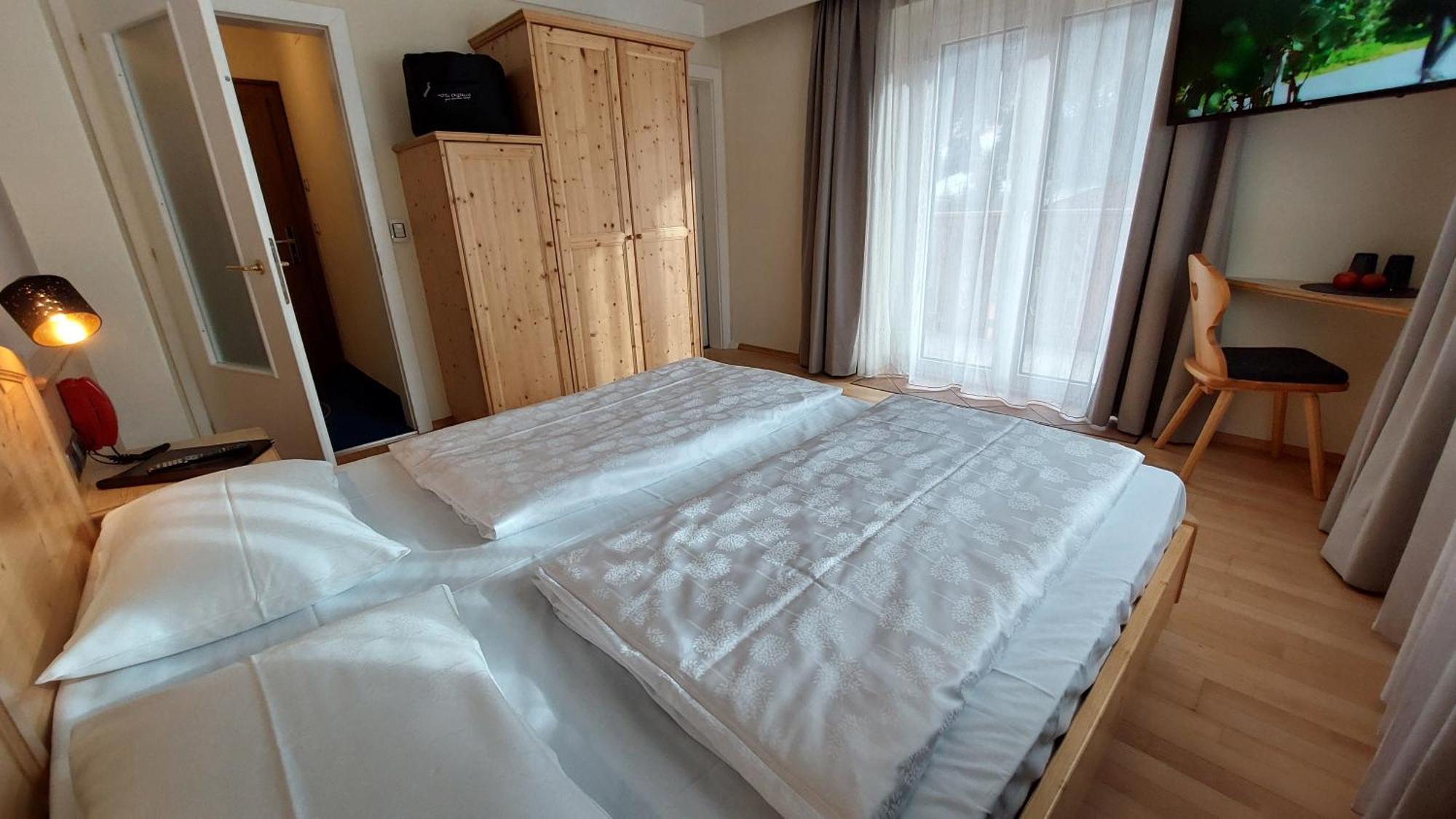 Hotel Cristallo Santa Cristina Val Gardena Экстерьер фото