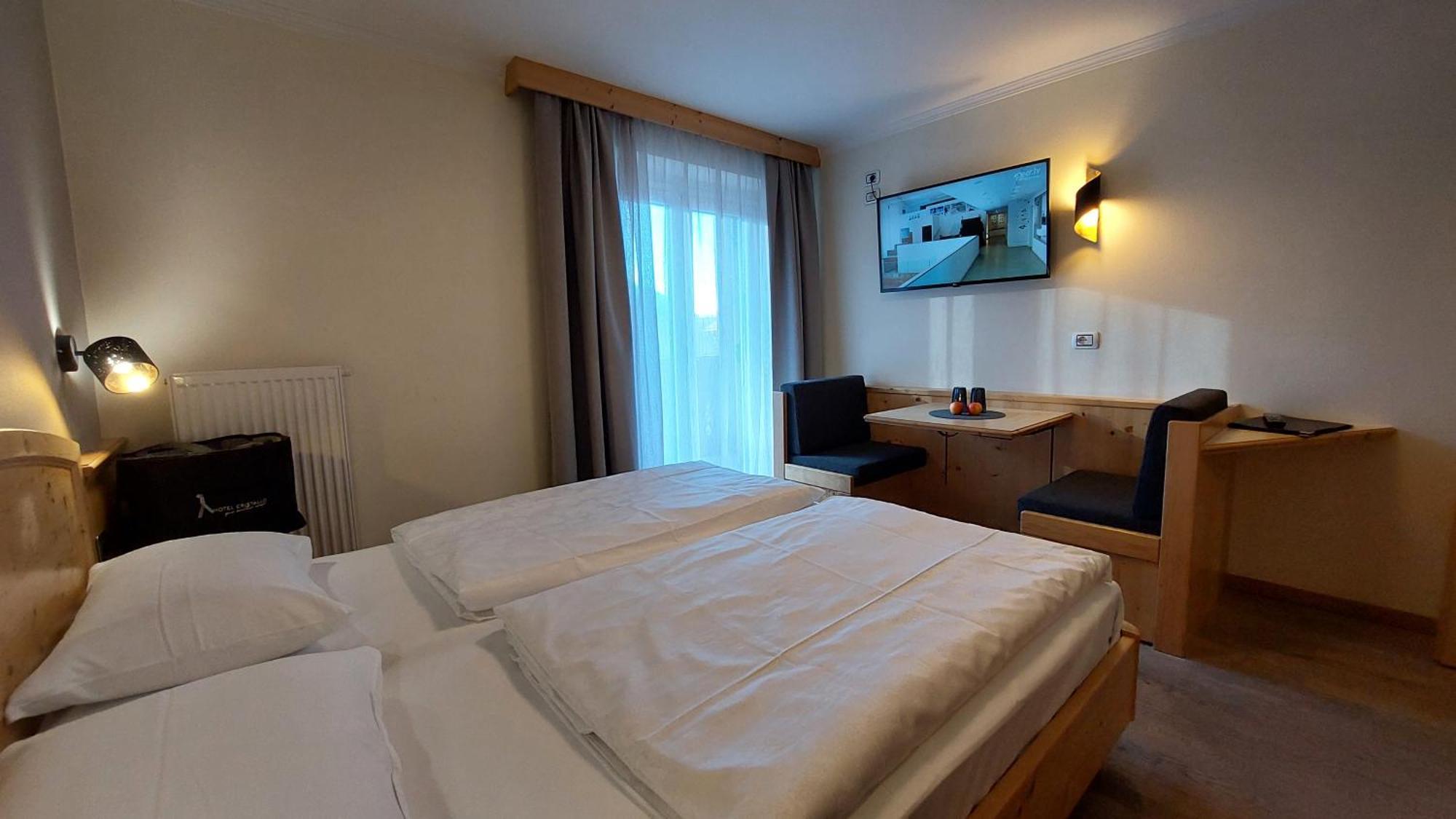 Hotel Cristallo Santa Cristina Val Gardena Экстерьер фото